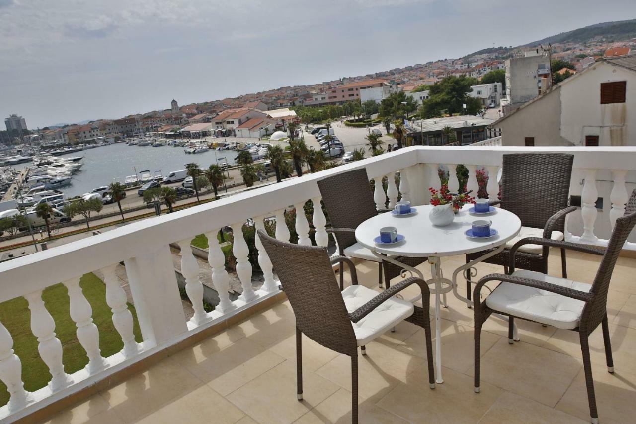 Apartment And Rooms Villa Kolonada Водице Екстериор снимка